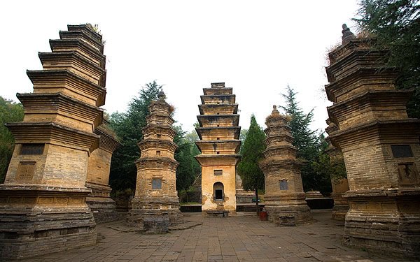 登封嵩山少林寺拓展训练基地登封周边基地登封户外拓展团建旅游会议