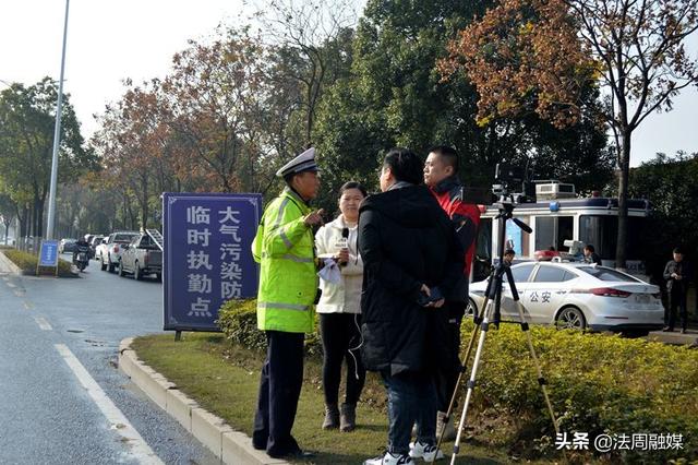 常德交警:湖南交通频道走进常德开展交通整治
