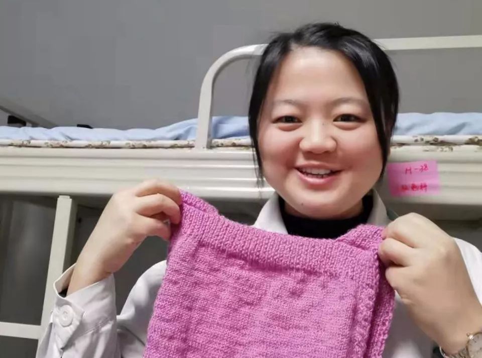 【温暖】六旬婆婆送了医生一样东西!为何暖