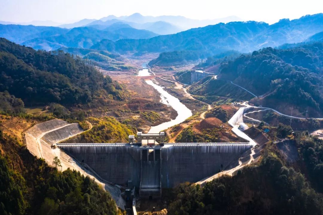 三明又一水库下闸蓄水建有9公里隧洞这个区域就在