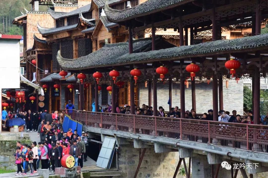 湘西土家族苗族自治州苗族人口_湘西土家族苗族自治州