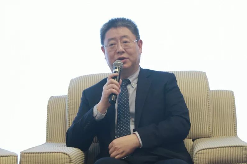 各专家主旨报告后,副院长龚开政就我院东西院区功能定位与战略布局