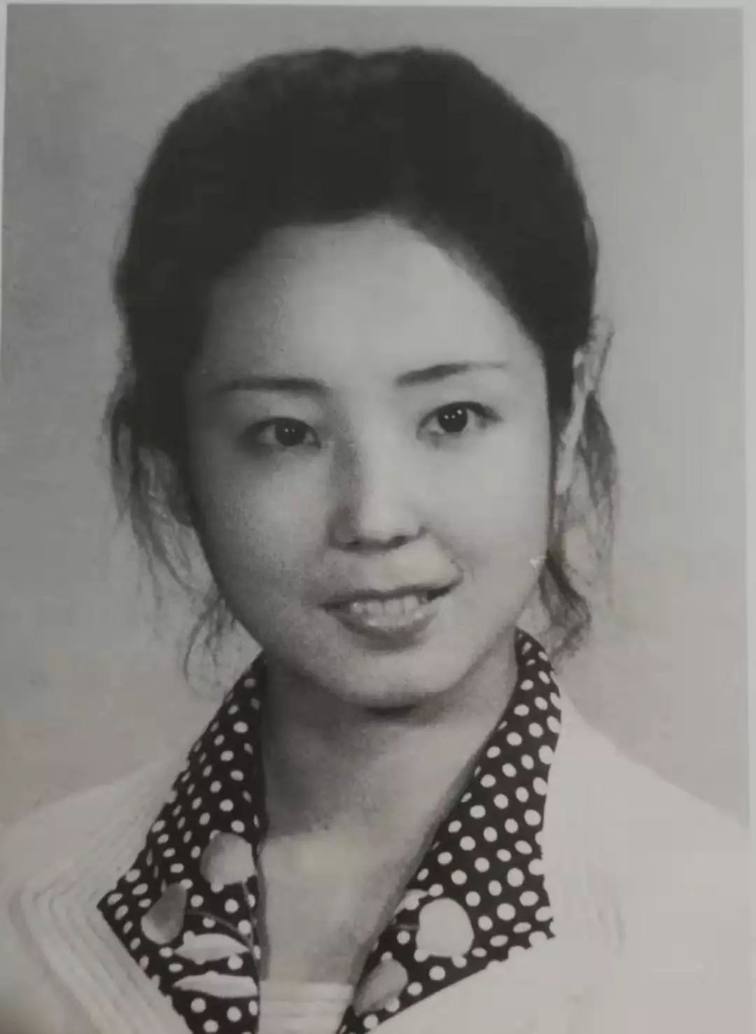 《青春》访谈 | 严歌苓 x 刘艳:世上有朵美丽的花,那是青春吐芳华(附