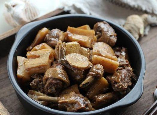 什么炖鸭子好 f7c78831bed74aa18b4362a58fb19a33.jpeg