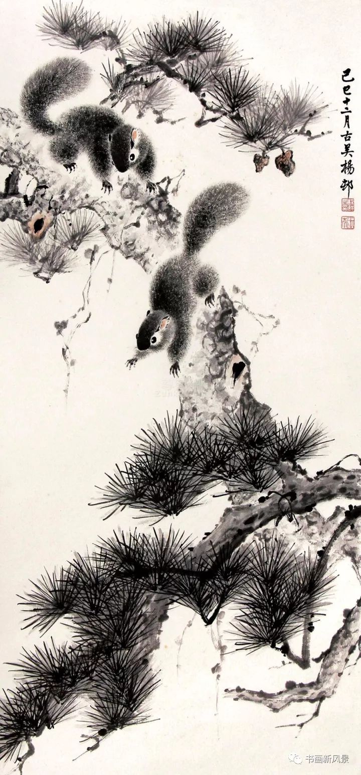 这位画的小松鼠也太俏皮啦