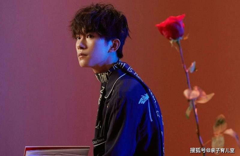 易烊千玺演唱会第一个有票的人 300da685e67243a39a725a1b1cd451e9.jpeg