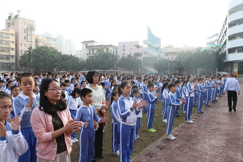 宪法宣传进校园,法治观念记心中,东方小学开展宪法学习教育活动