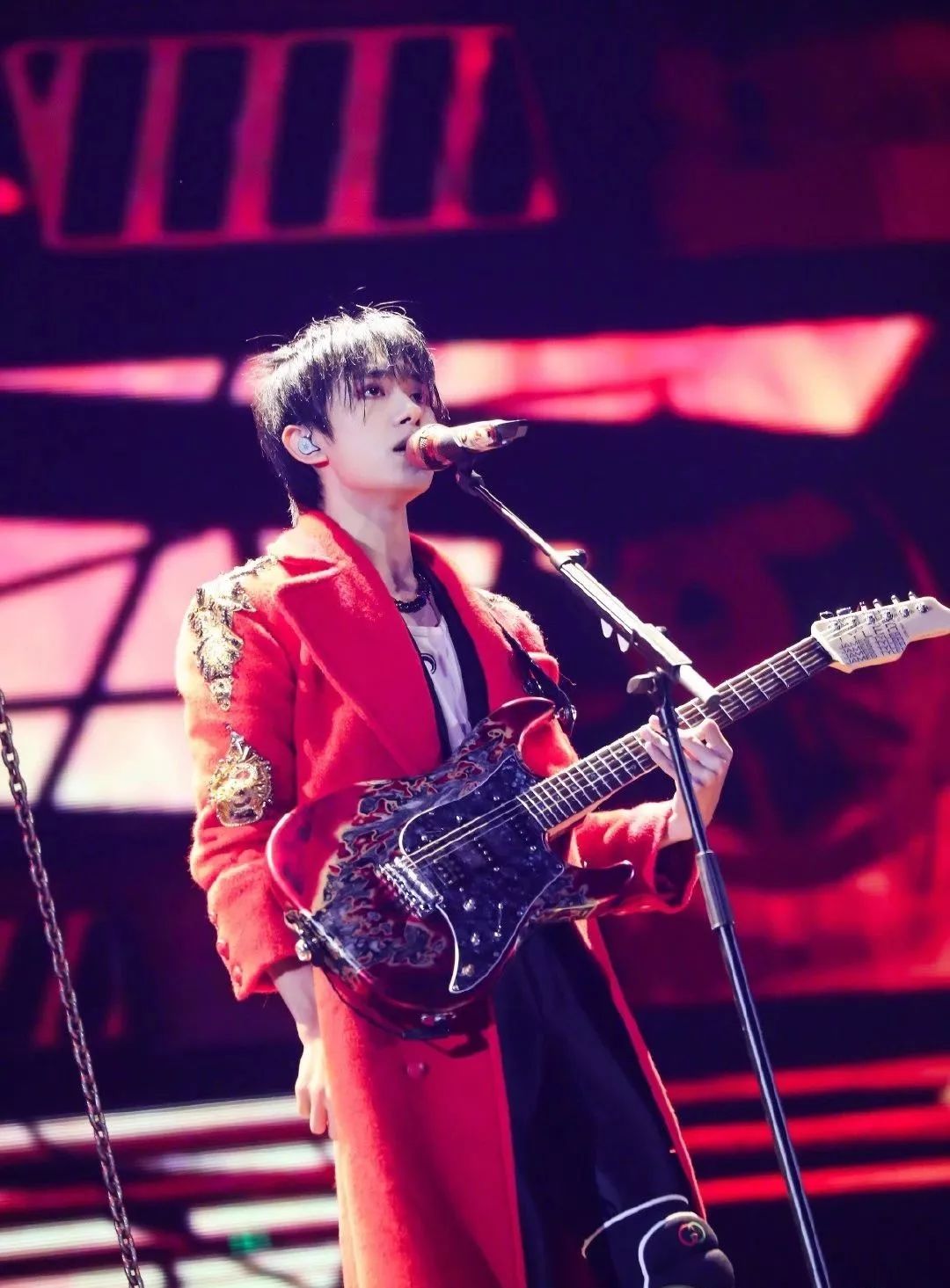 易烊千玺玊尔演唱会时间 4cf42d6ba7894ae8a33483f8091f909d.jpeg