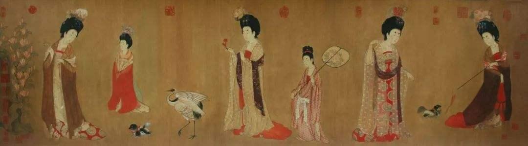浸淫于这种以露为美自由开放的风尚,唐代女性的服装当然与历代封建