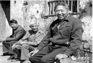 清军入关|终于找到朱元璋后代，守着金丝楠木龙椅，居住在偏僻的小山村