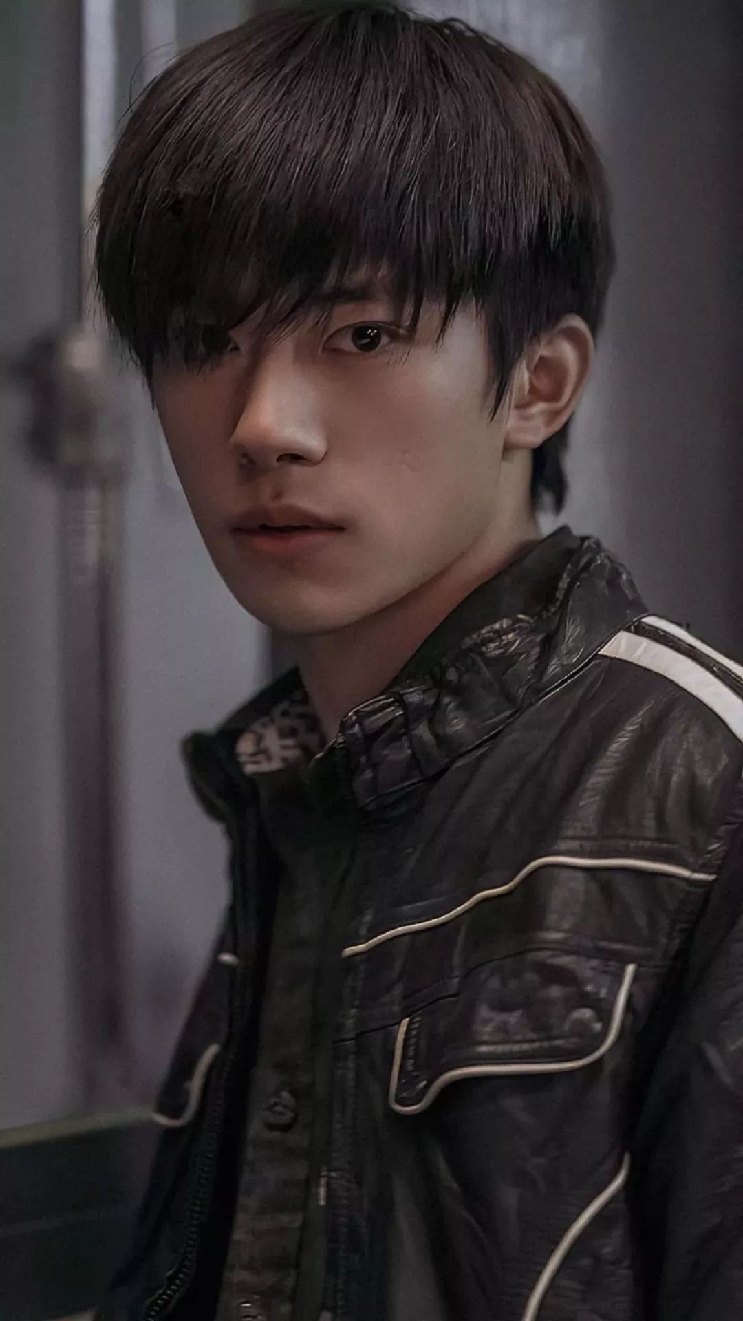 易烊千玺的电影混剪 cce70c84e3a640c28337081f9e1e895a.jpeg