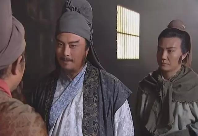 卢俊义|卢俊义喝下毒酒后还有一线生机，一直忠心于他的燕青为何不相救？