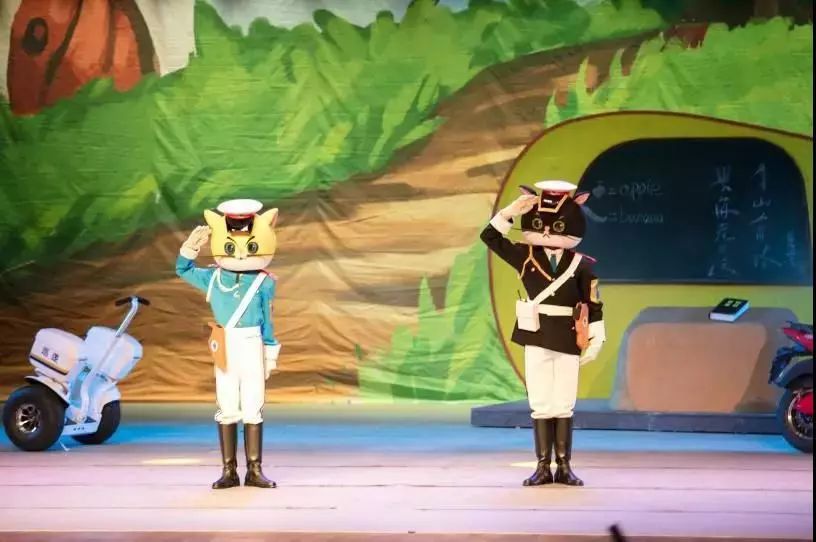 黑猫警长电子版 0721273f40104f6289c7ab1b5985b6e9.jpeg