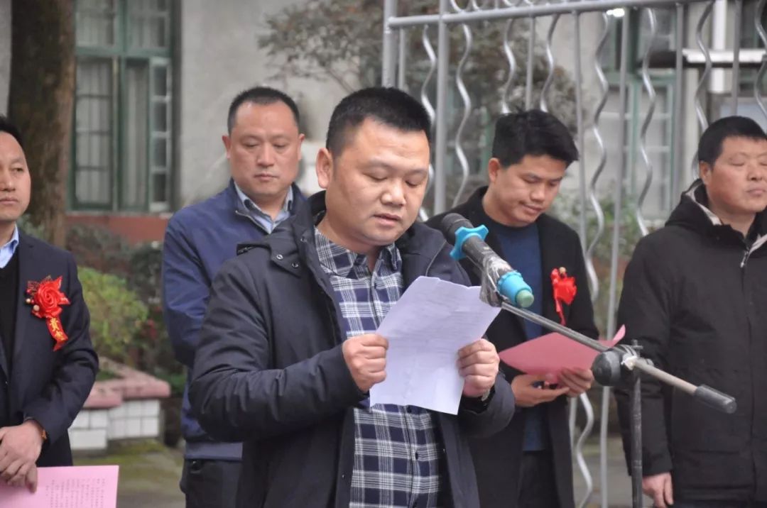 在昂奋的进行曲和欢畅的礼炮声中, 辰溪县孝坪镇卫生院(辰溪县白云