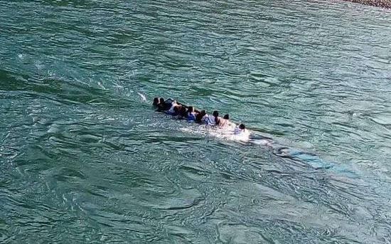 鲁容乡人口_人口普查(3)