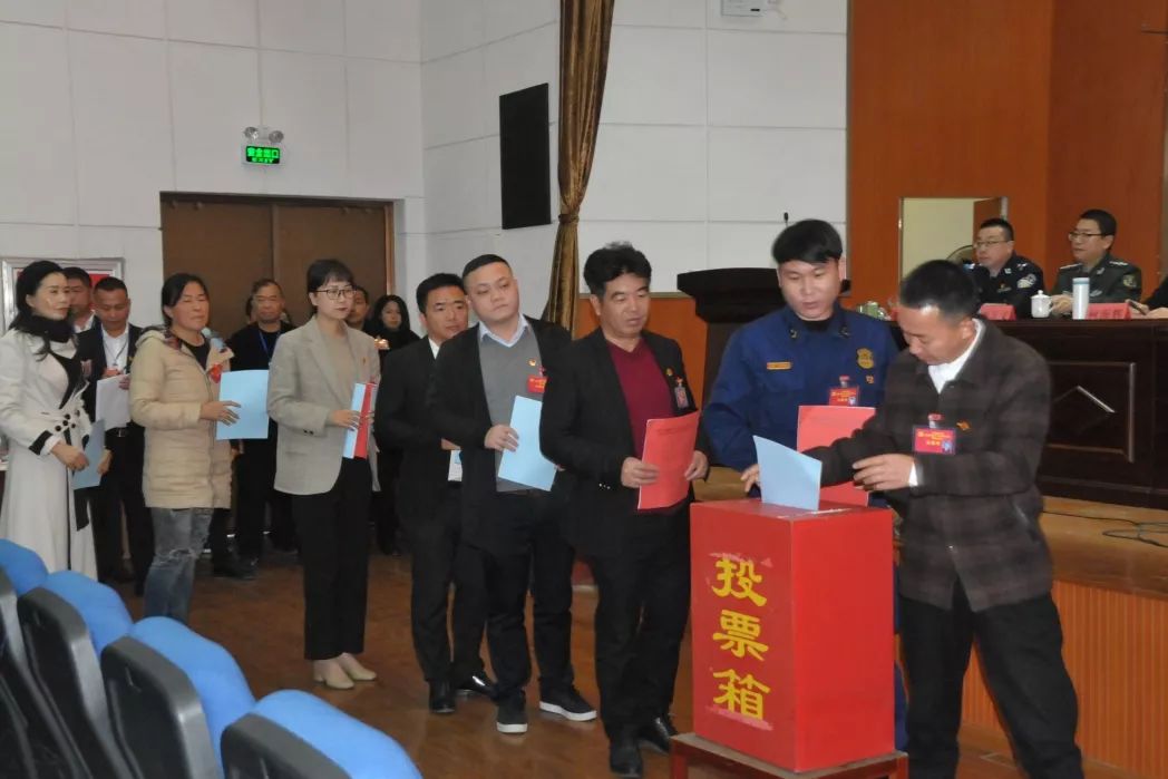 温峤镇经济总量_温峤镇中心小学杨琳静