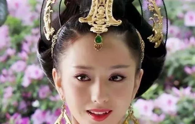 汉成帝|汉成帝死后，赵飞燕被称为祸水，为什么还能当上六宫之主？