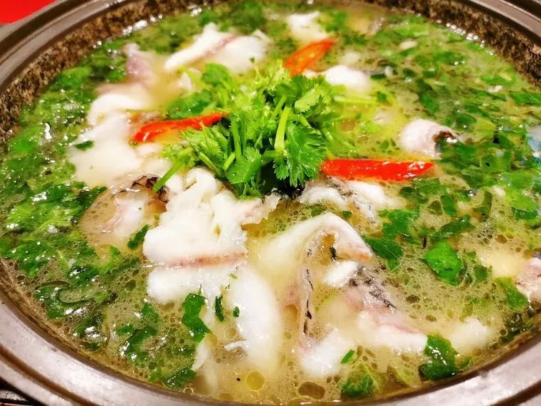 元抢|焉知吃鱼之乐?仅88元抢子非鱼3-4人餐!石锅鱼+干锅鸡+素菜6选4,寒冷天气里给你来一份石锅鱼过个暖冬【武侯区】子不吃鱼