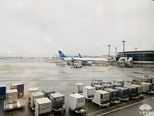 起飞前多久开放登机口 abc98484cd814bd5816272f4917c9d2f.jpeg