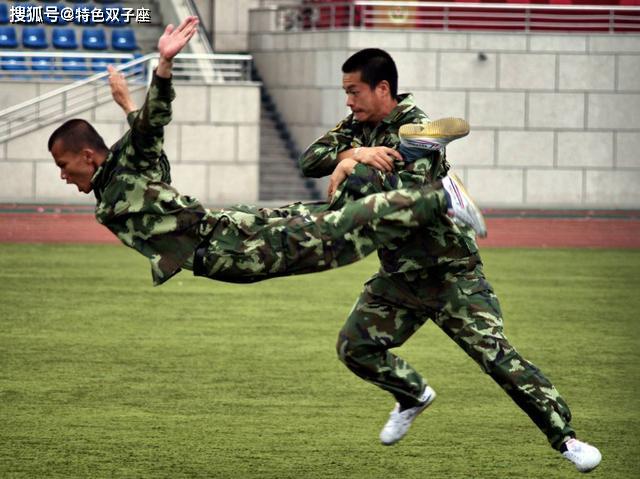 武警摔擒,擒敌拳,一招制敌的方法可以日常学习下