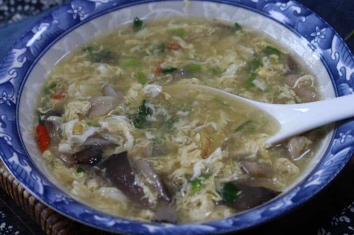 蘑菇要炖多少时间 c8fc4cb5646b4e6189a91e92e809df1e.jpeg