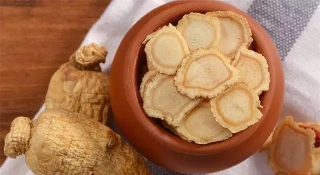 花旗参和西洋参是一个东西吗 d7cec1812f224e668f1975495bc6525a.jpeg