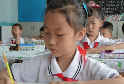 怎么样才可以让孩子留级 d84d4f6d23474286b6e72b82ad3c35b8.png