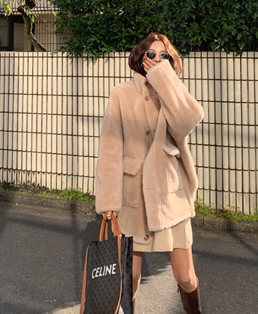 慵懒风宽松毛绒外套推荐 eed3773acc05453ab3473f73a4bcc9dc.png