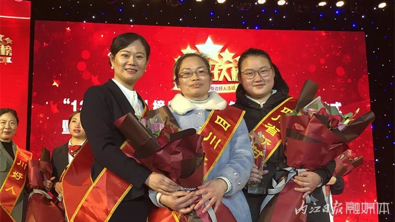 谢洪鑫短剧，探索现代戏剧的魅力与影响，谢洪鑫短剧，现代戏剧的魅力与影响探索