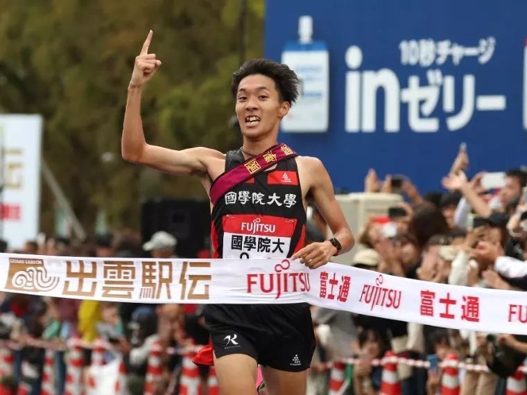 箱根驿传冠军,实力不用多言,况且还在2019~2020驿传季中的全日本大学