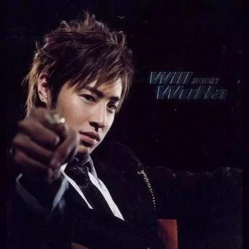 15年前很奇怪,总有人抄着歌词,泪流满面