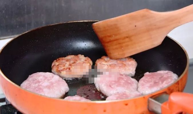 吃啥能补益气血 f645e2077055451fb13da7ca8a748be5.jpeg
