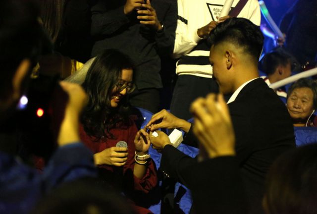 逾万名业主参与碧桂园跨年演唱会,有业主现场求婚成功!