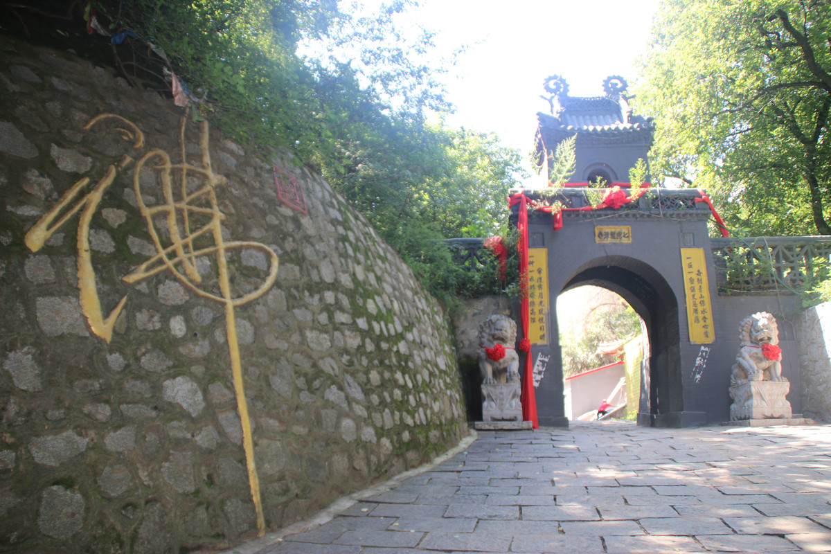 开原:原来美景就在我们身边——七鼎龙潭寺