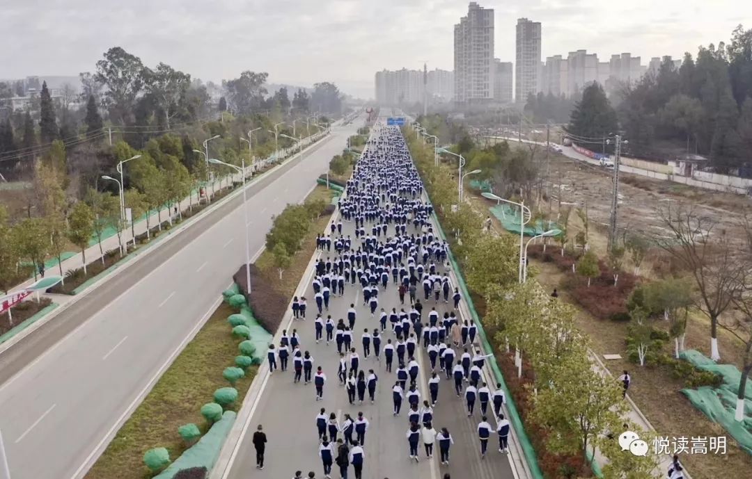 嵩阳县人口_登封市嵩阳中学卢耀辉(3)