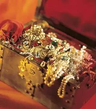 全是|谁能破解这首诗，就能得到太平天国留下的宝藏