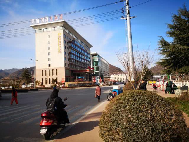 两当有多少人口_两当兵变纪念馆图片(2)