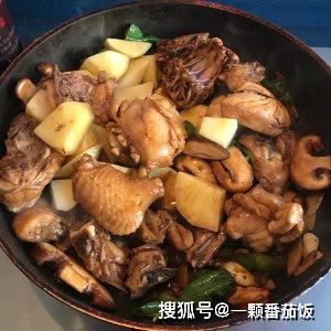 怎么做黄焖鸡又嫩又好吃 90256a5e719943a18fb21d06402dc16c.jpeg
