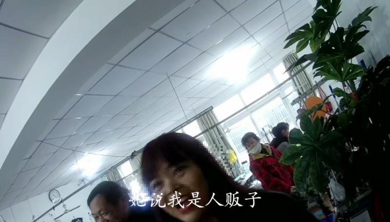 奶奶拒绝买东西 孙女称奶奶是人贩子致热心路人报警