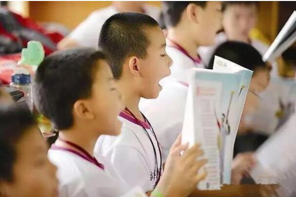 如何快速学英语日常交流 cd7aa5515768465384aa1f054cbd02bc.jpeg