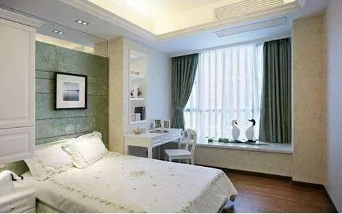 飘窗是怎么安装上去的 d235df99933a4ca49087b76586176097.jpeg