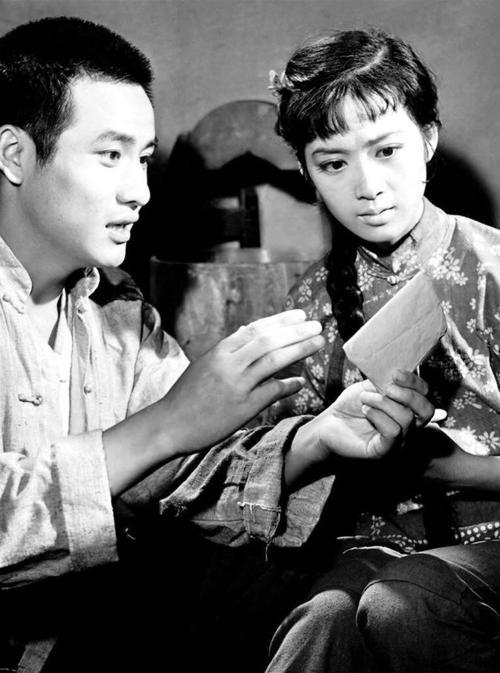 八十年代“白月光”龚雪，为何远走美国？