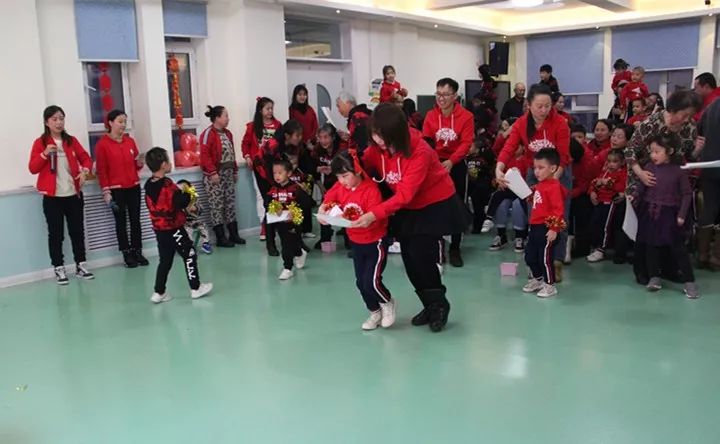 哈尔滨市妇联幼儿园期末汇报暨新年联欢会