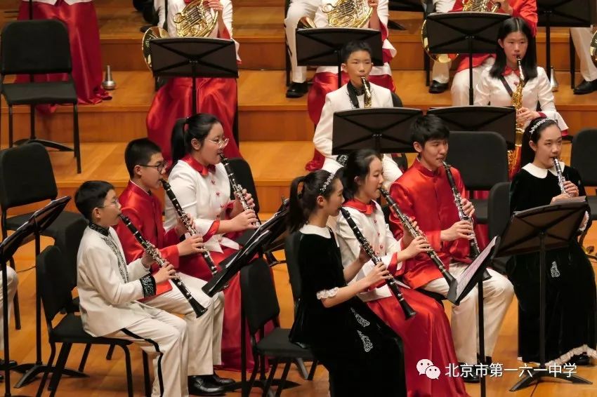 我校管乐团和北京第二实验小学金帆管乐团在国家大剧院举行专场音乐会