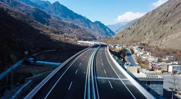 盘州高速路 10249999b60e4a579687938a19b9e474.jpeg