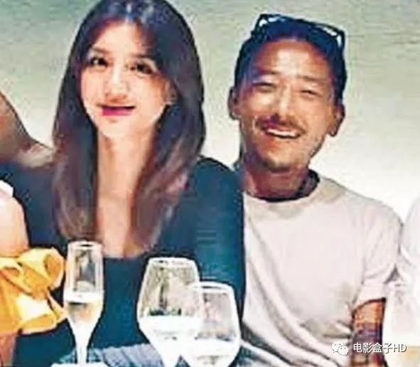 林峰官宣结婚，称张馨月“我的夫人”！从称呼看出他对两任女友大不同
