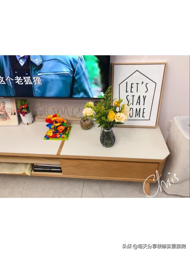 牌子怎么摆在桌上好看 34c184d53cc54ae1836857994016fa10.jpeg