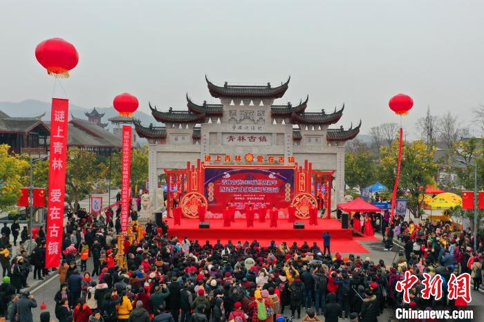 “中国谜语村”民俗体验区开街弘扬传承非遗文化_发展