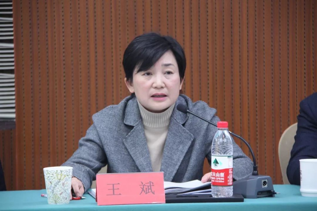 王斌充分肯定了各村(社区)2019年工作,她表示,2019年南阳街道各项