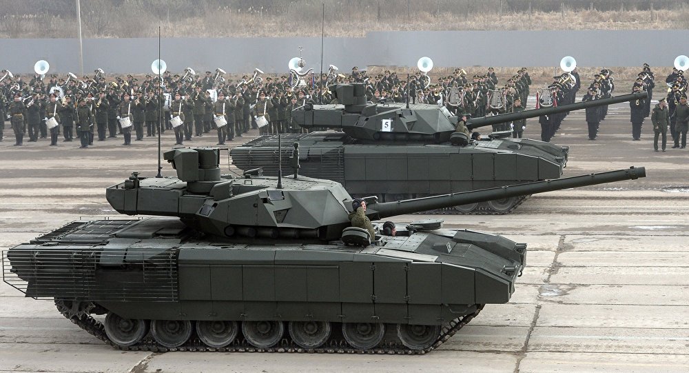 俄“阿玛塔”坦克加装车内厕所 英媒酸了：我们的坦克都没有_英国